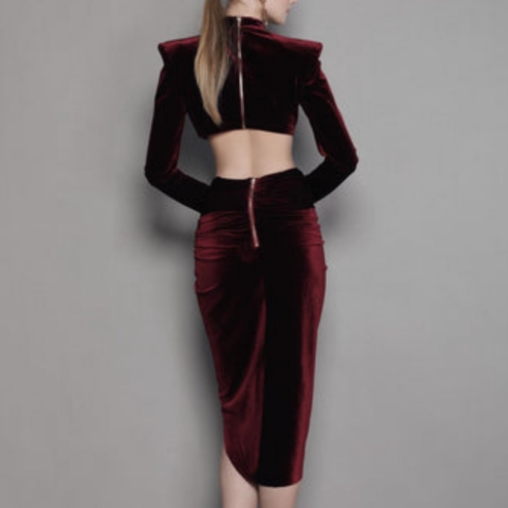 Bronx and Banco Cleopatra burgundy velvet set